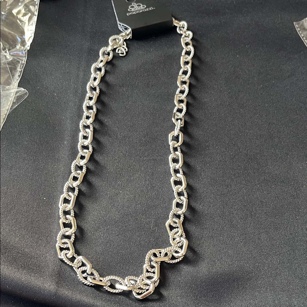 Paparazzi Twisted Silver Chain Necklace